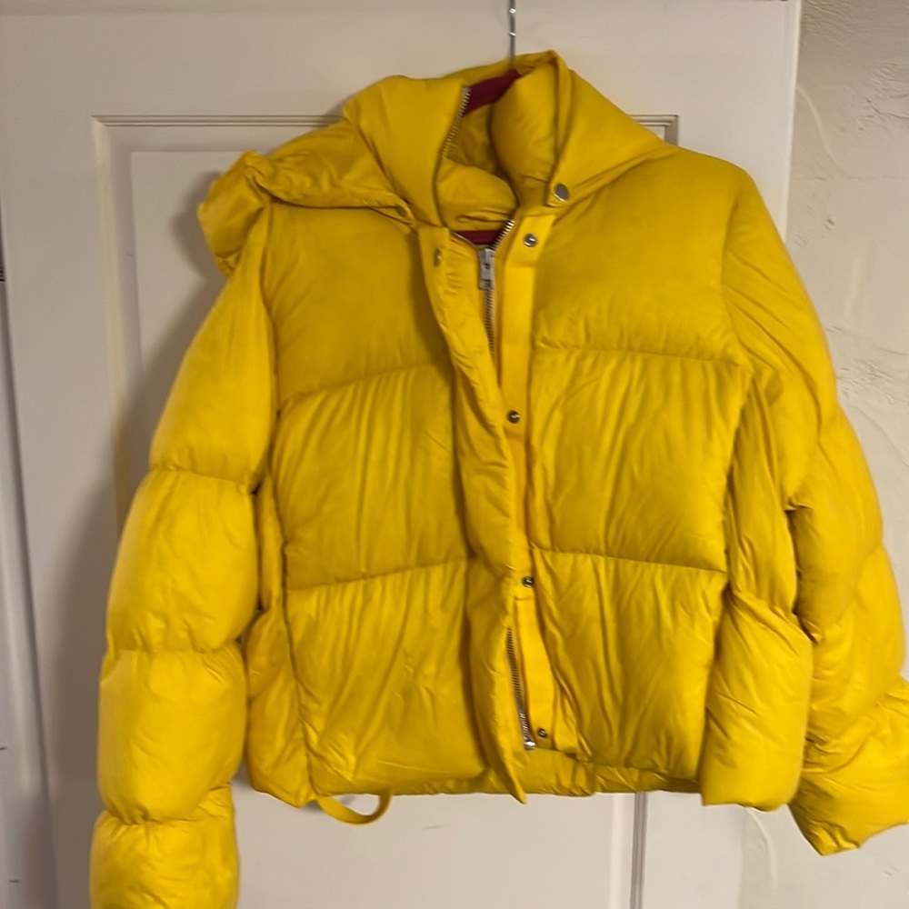 Banana republic  yellow brand new with tags size medium